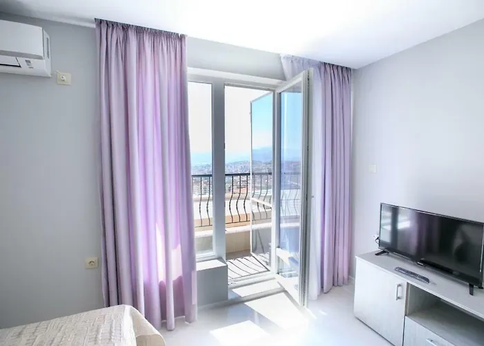 Apartament студиа криси *