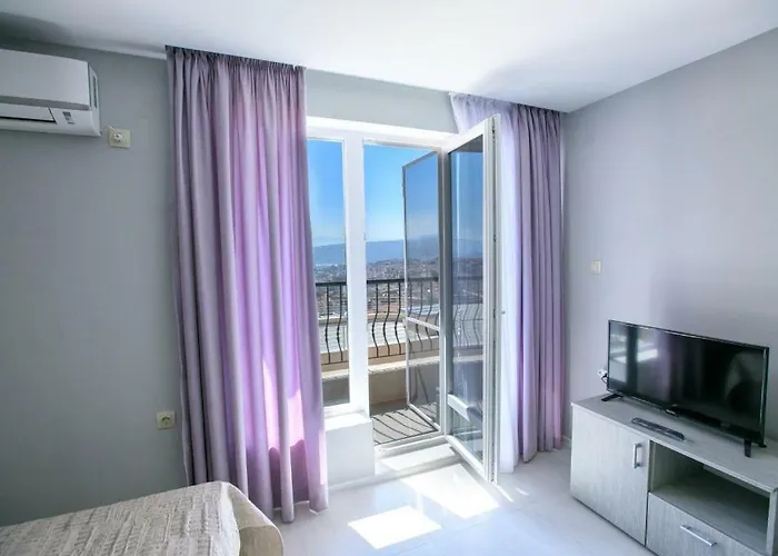 Apartament студиа криси *